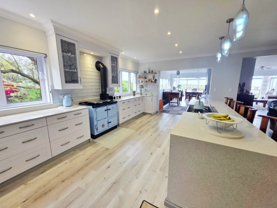 12 Bedroom Property for Sale in Wilderness Central Western Cape